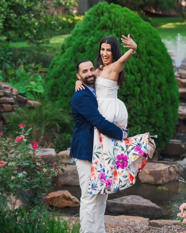 Introducing the most recently engaged couple in Houston — Iman & Ibrahim! 🎉🥂😍

@dr.z.dds @emanhawash95 @brennersonthebayou 

Shout out to my friend Paige @paigekramseyy for snapping these yesterday!